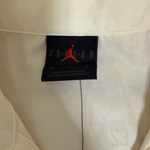 Jordan Cream Activewear Set - Picture 6 of 9